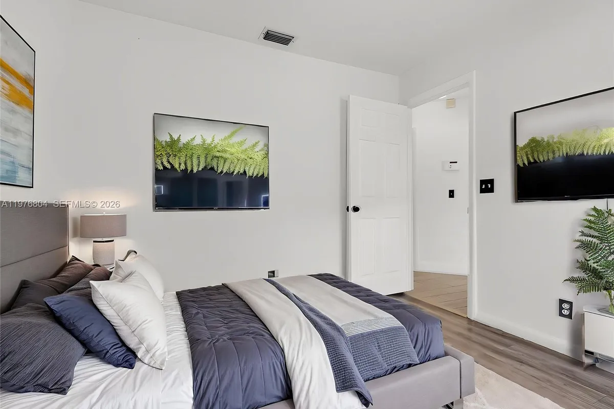 336 S Ketch Dr, Sunrise FL 33326