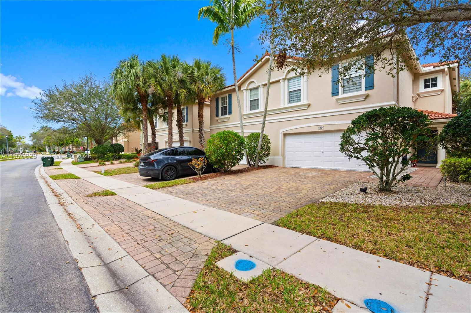 4301 Macarthur Palm Trl, Green Acres FL 33463