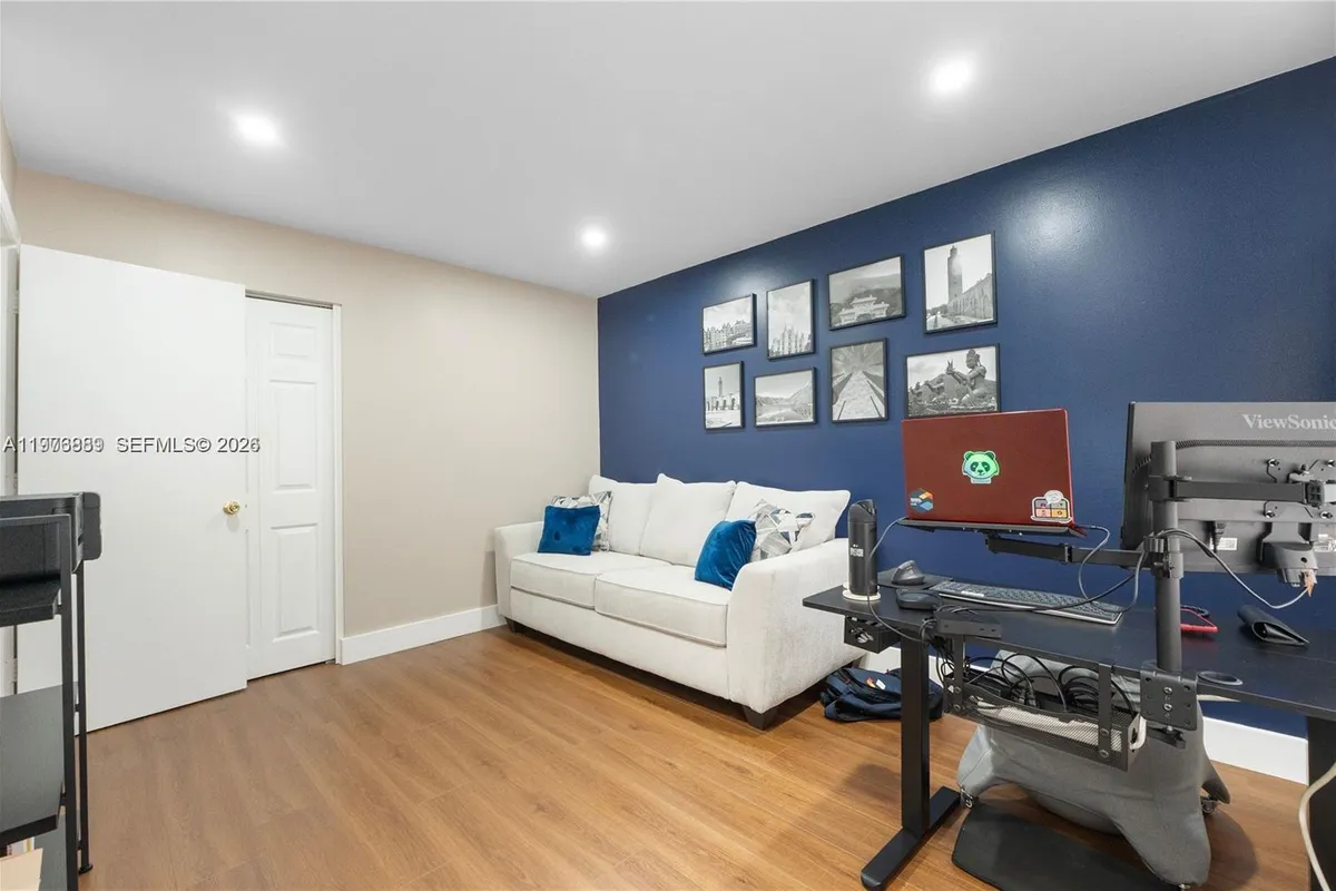 796 Banks Rd, Coconut Creek FL 33063