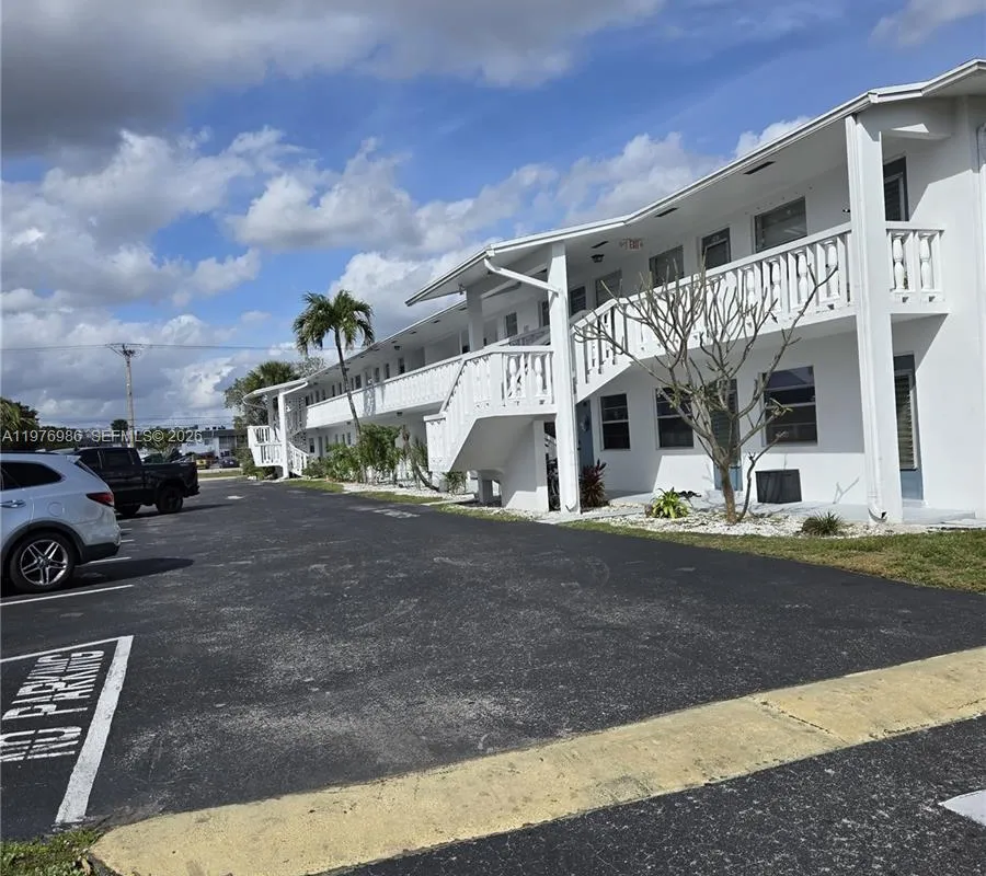 6560 Winfield Blvd # 205, Margate FL 33063