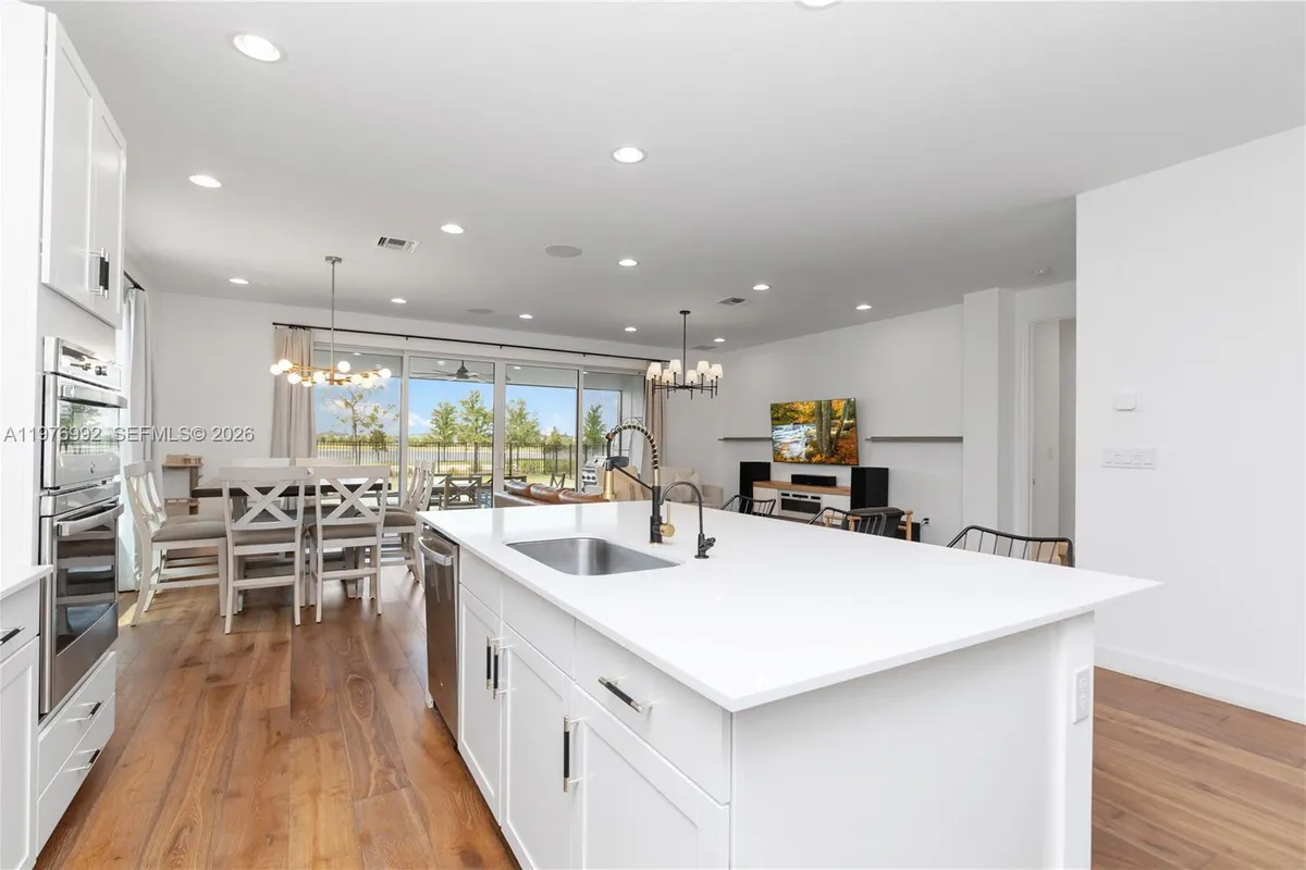 19510 Broad Shore Walk, Loxahatchee FL 33470