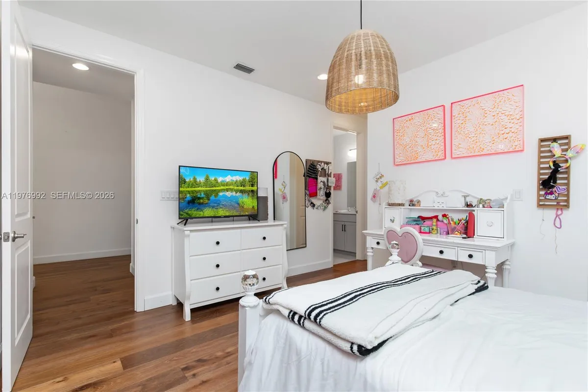 19510 Broad Shore Walk, Loxahatchee FL 33470