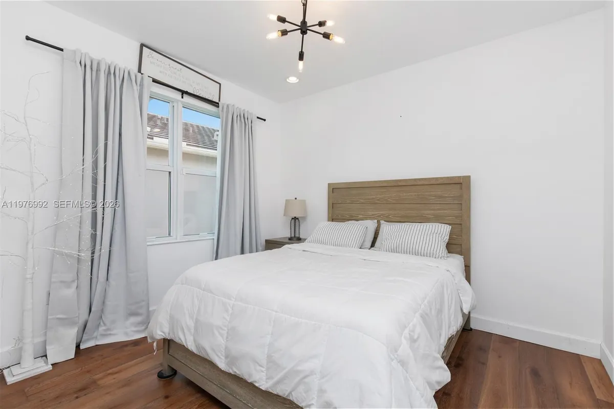 19510 Broad Shore Walk, Loxahatchee FL 33470