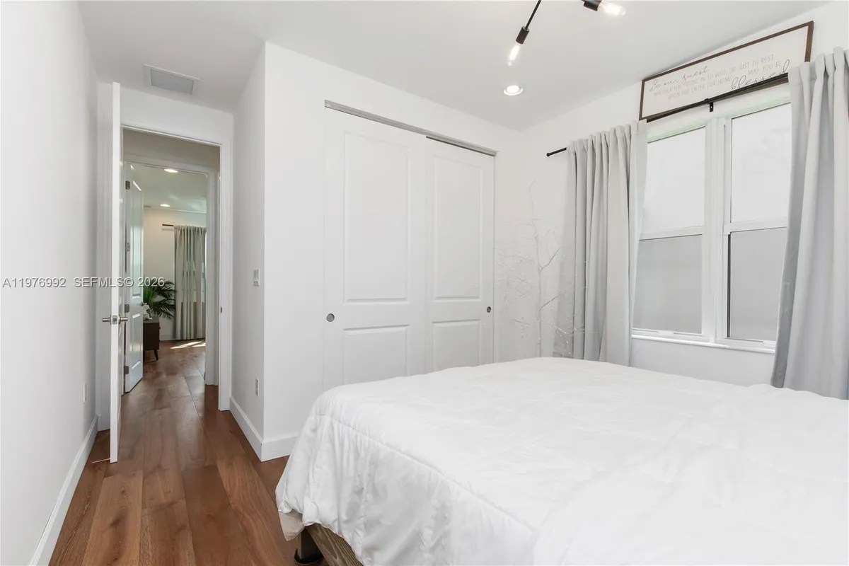 19510 Broad Shore Walk, Loxahatchee FL 33470