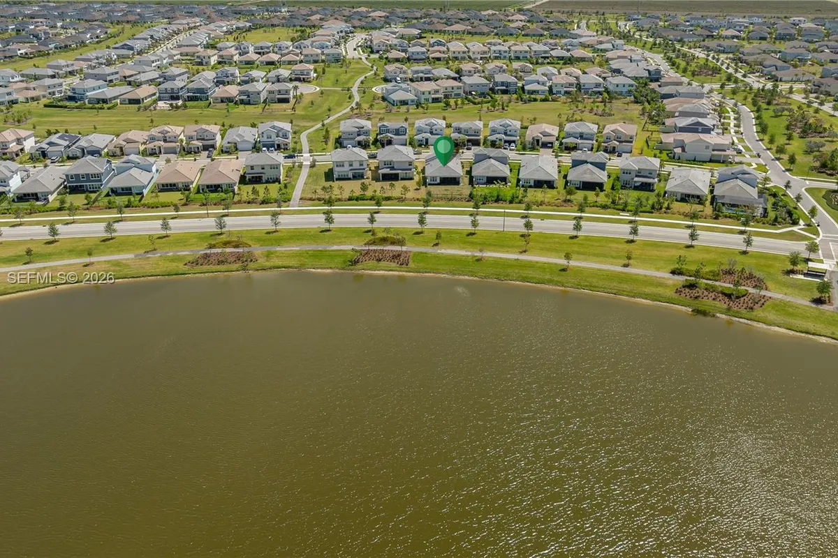 19510 Broad Shore Walk, Loxahatchee FL 33470