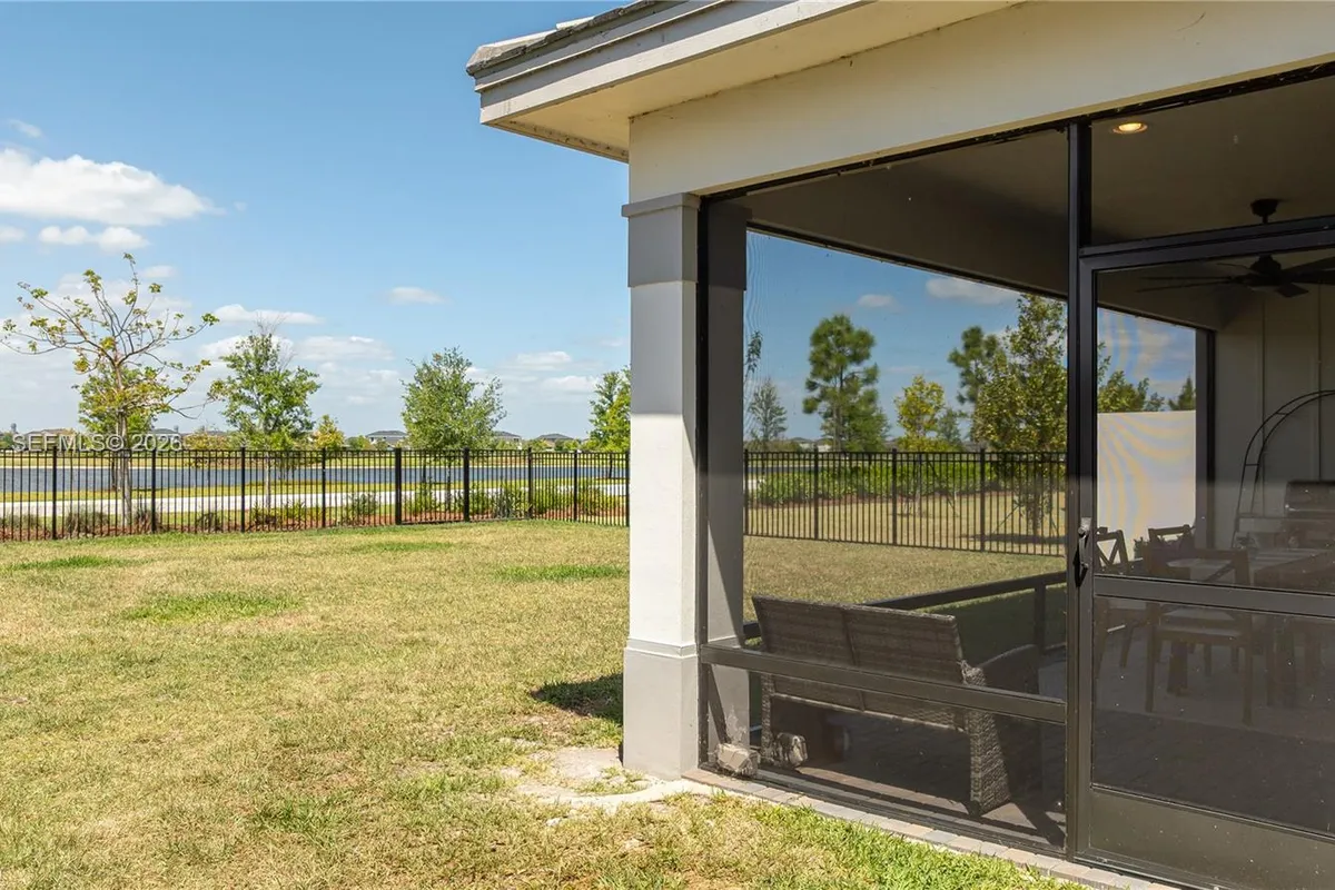 19510 Broad Shore Walk, Loxahatchee FL 33470