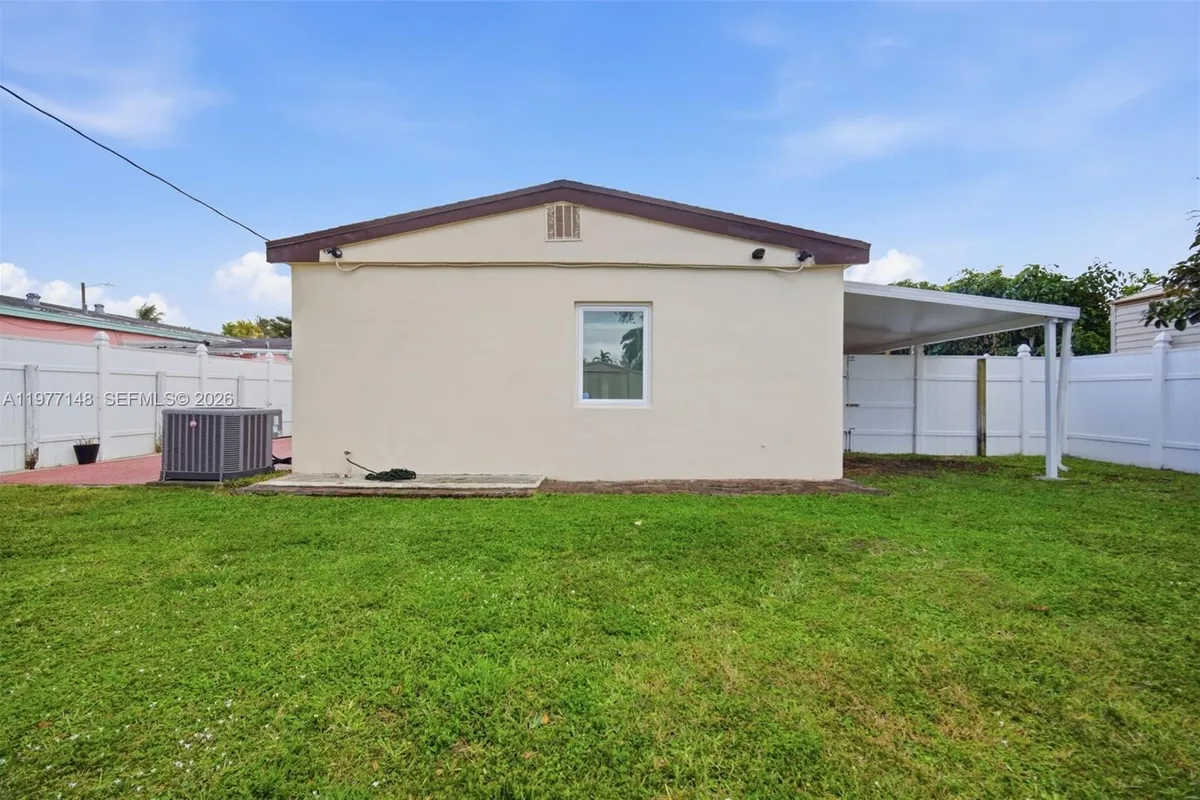 1455 NE 180th St, North Miami Beach FL 33162