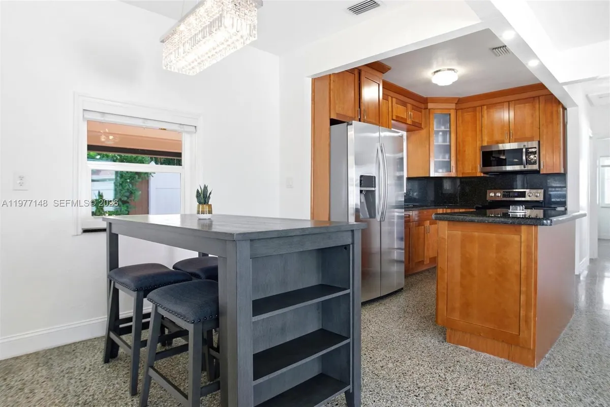 1455 NE 180th St, North Miami Beach FL 33162