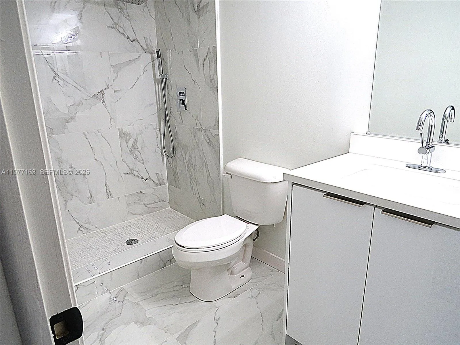 3591 Inverrary Dr # 203, Lauderhill FL 33319