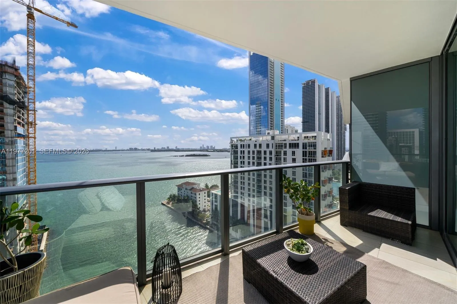 460 NE 28th St # 1901, Miami FL 33137