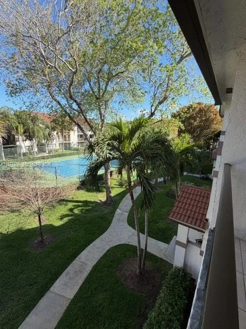 550 S Park Rd # 8, Hollywood FL 33021