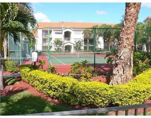 550 S Park Rd # 8, Hollywood FL 33021