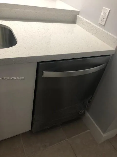 550 S Park Rd # 8, Hollywood FL 33021