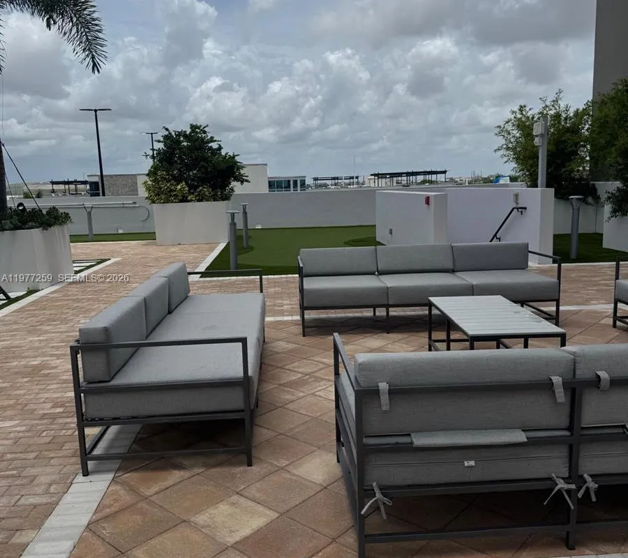 5350 NW 84th Ave # 1911, Doral FL 33166