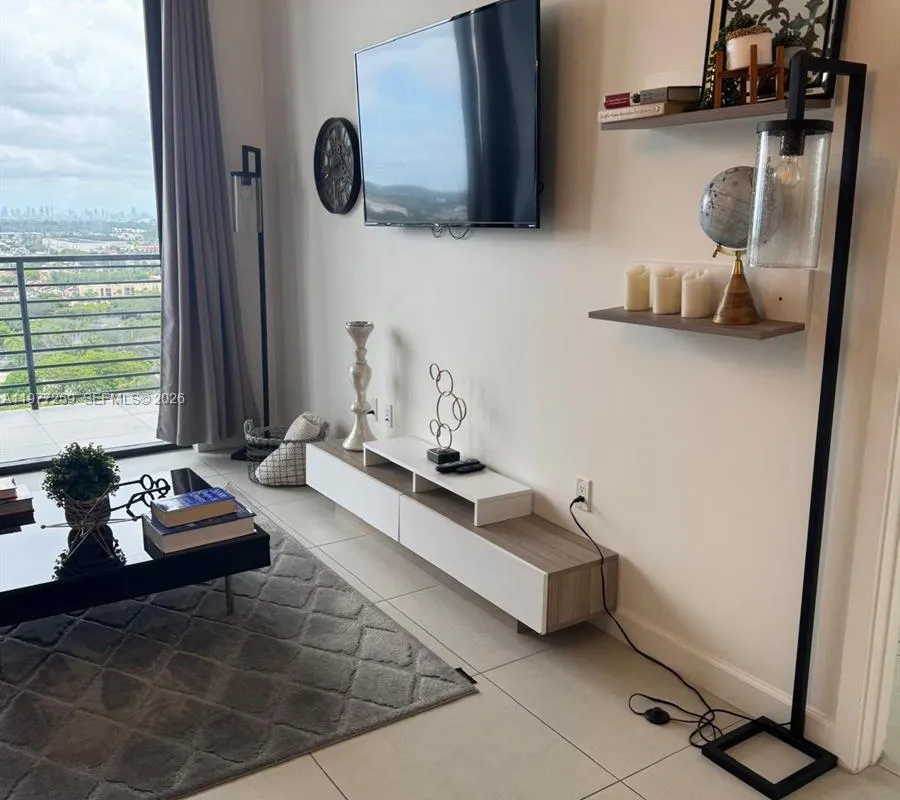 5350 NW 84th Ave # 1911, Doral FL 33166