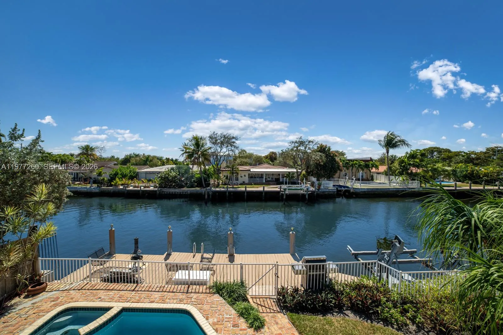 2046 NE 15th St, Fort Lauderdale FL 33304