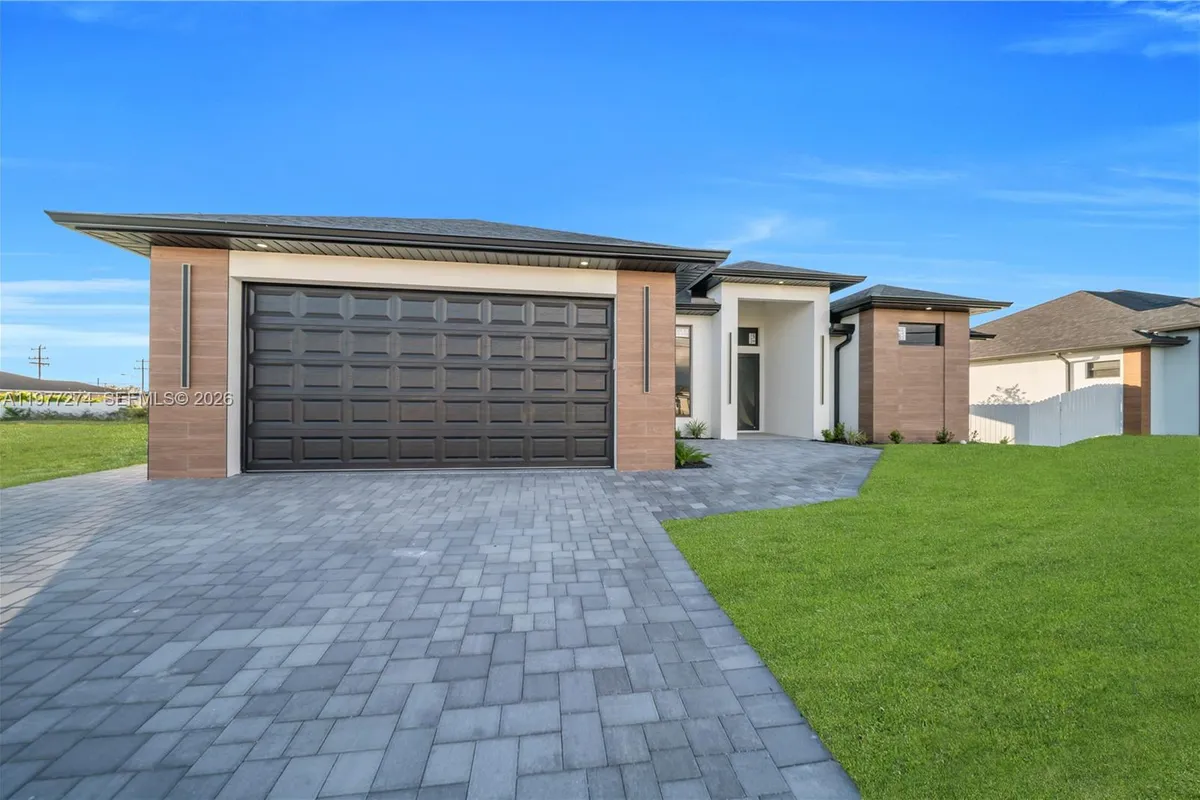 14 EL DORADO BLVD N, Cape Coral FL 33993