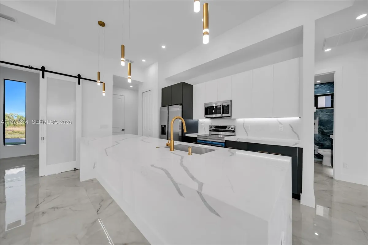 14 EL DORADO BLVD N, Cape Coral FL 33993