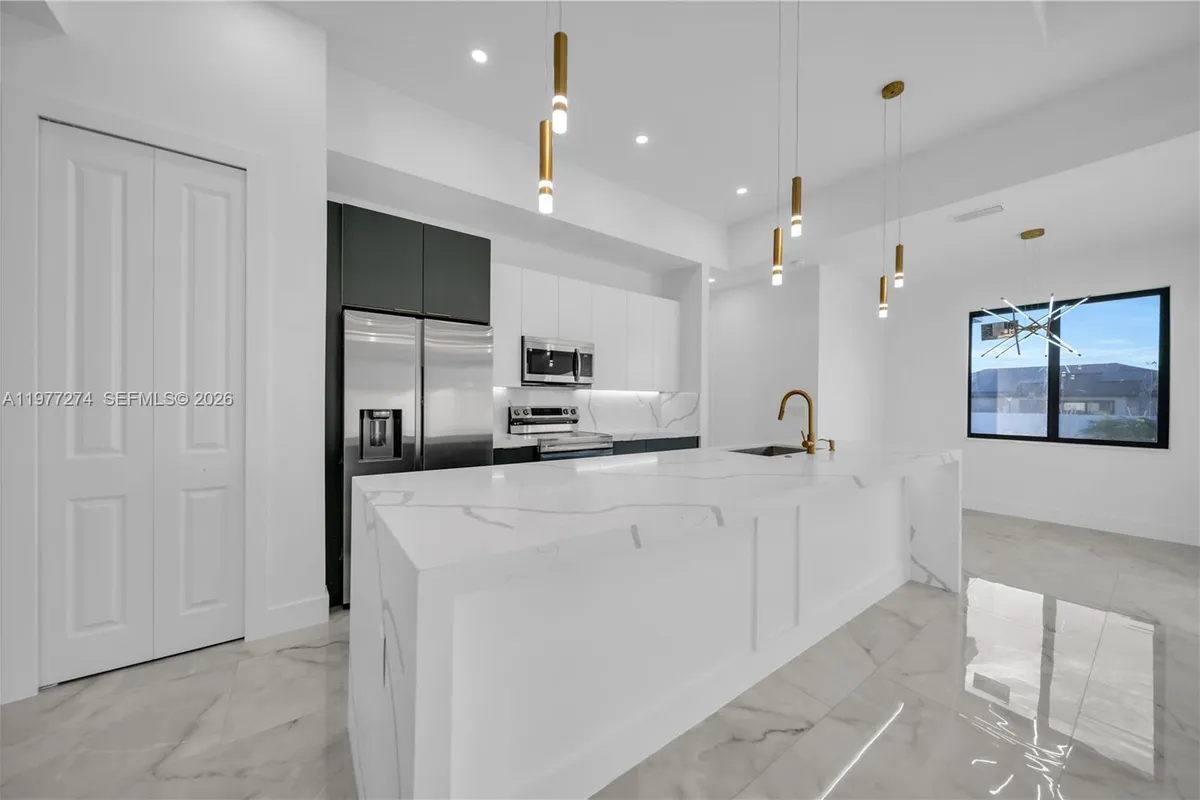 14 EL DORADO BLVD N, Cape Coral FL 33993