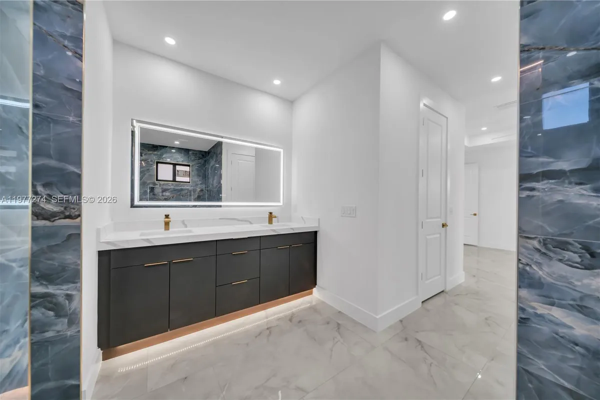 14 EL DORADO BLVD N, Cape Coral FL 33993