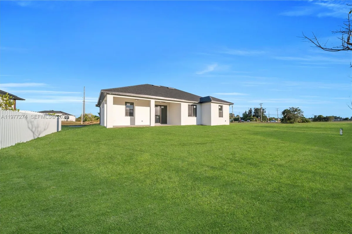 14 EL DORADO BLVD N, Cape Coral FL 33993