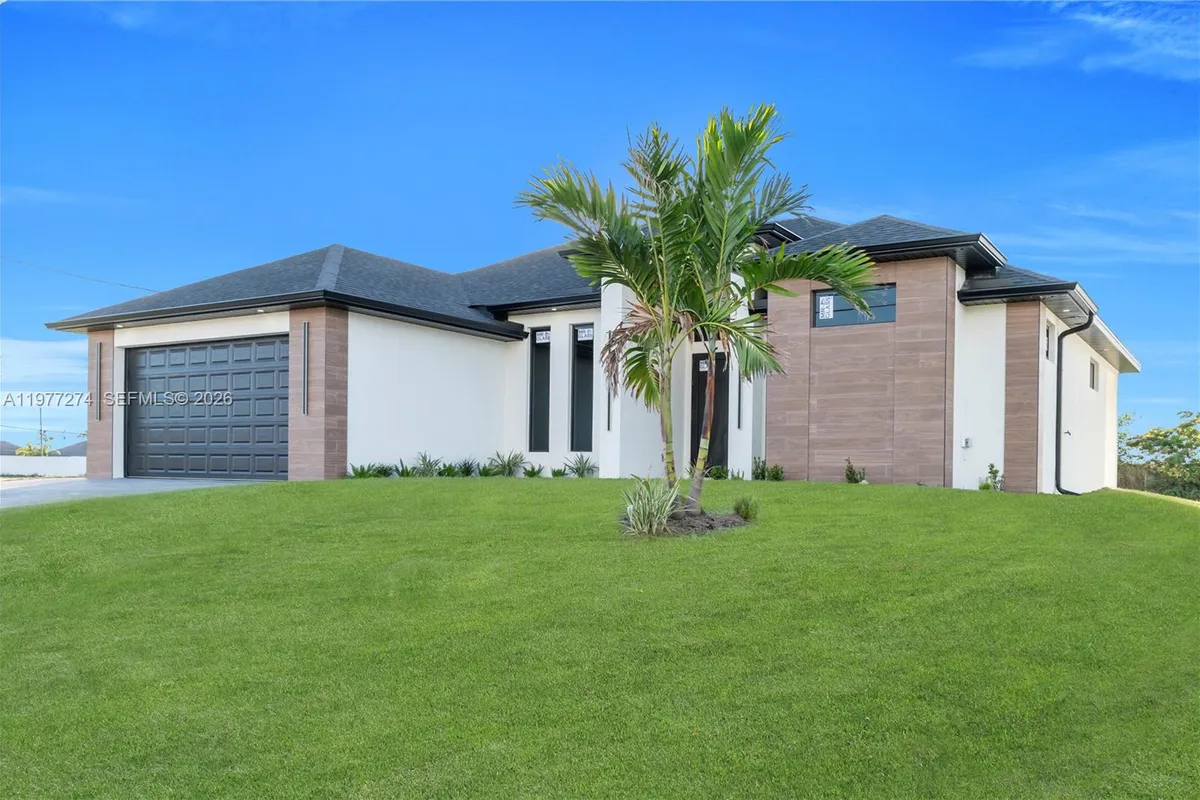 14 EL DORADO BLVD N, Cape Coral FL 33993