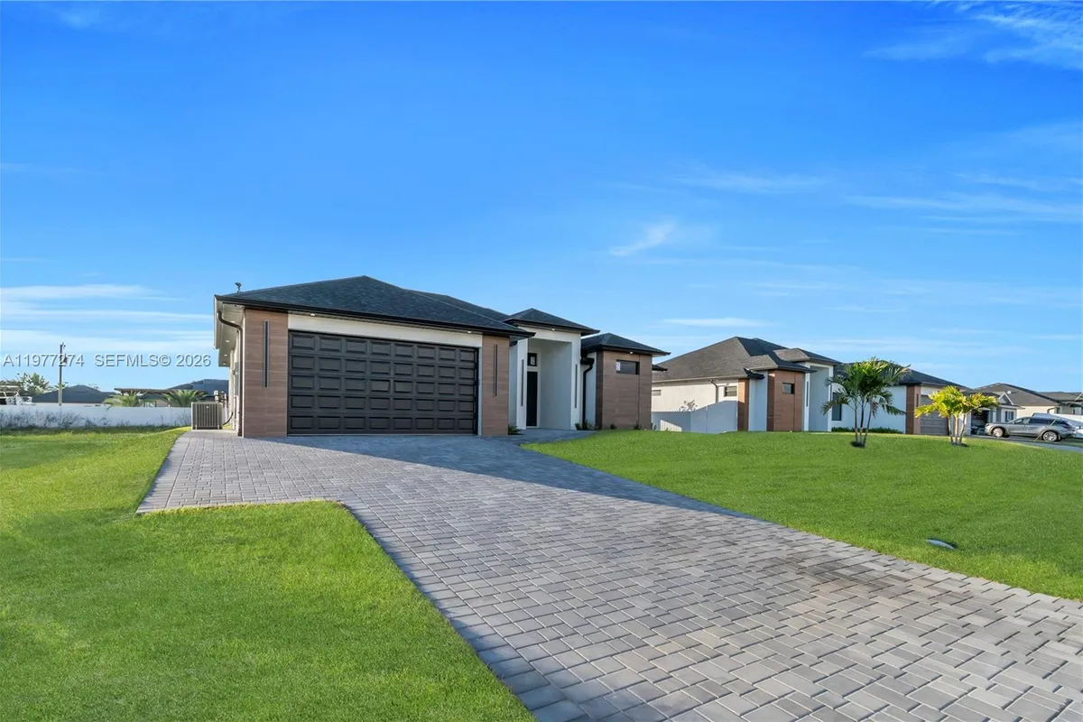 14 EL DORADO BLVD N, Cape Coral FL 33993