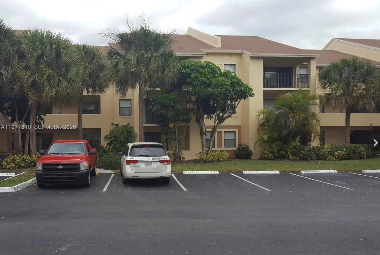 2 bedroom 2 bath for sale at 9999 Summerbreeze Dr # 420, Sunrise FL 33322