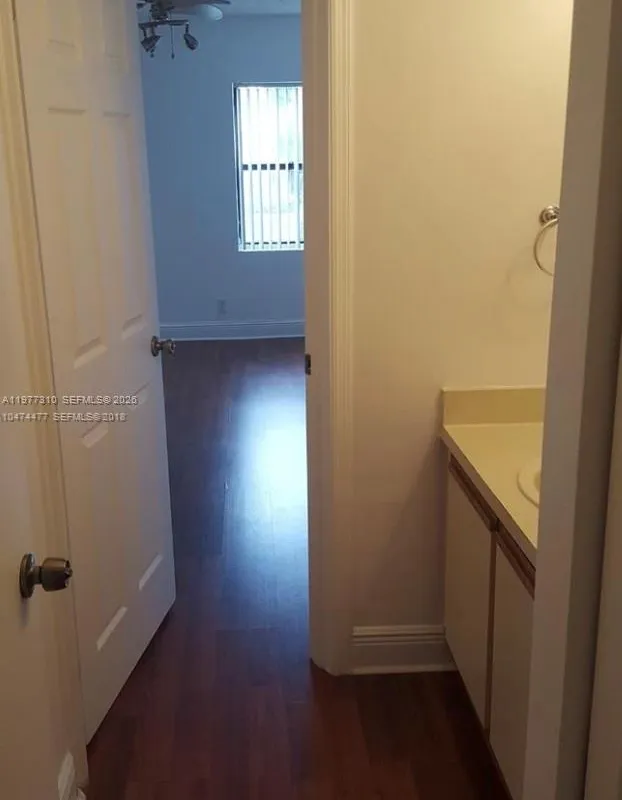 9999 Summerbreeze Dr # 420, Sunrise FL 33322