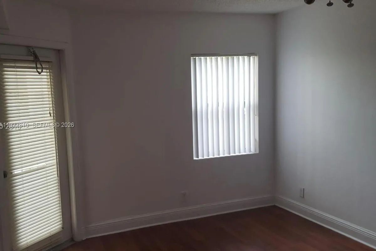 9999 Summerbreeze Dr # 420, Sunrise FL 33322