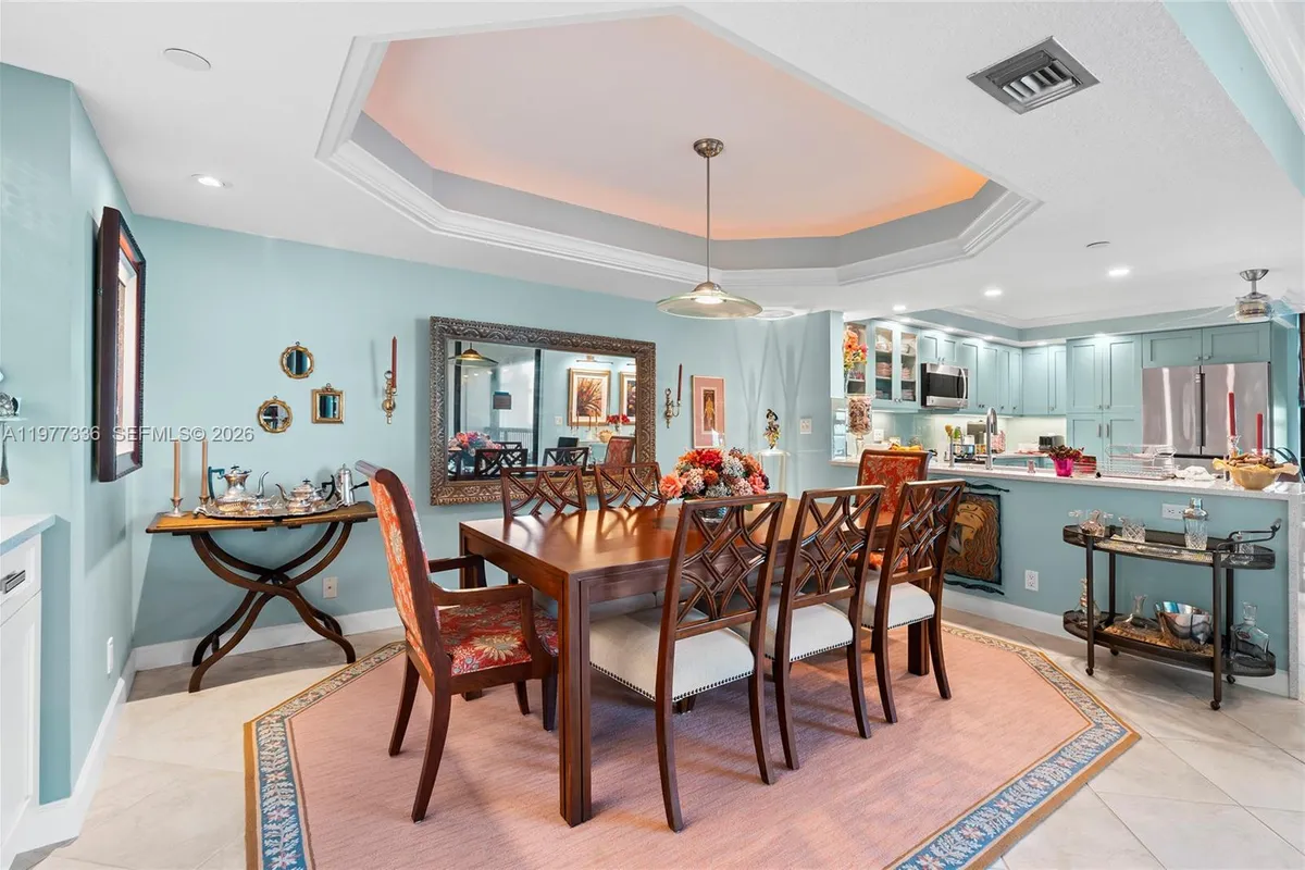 19670 Beach Rd, Tequesta FL 33469