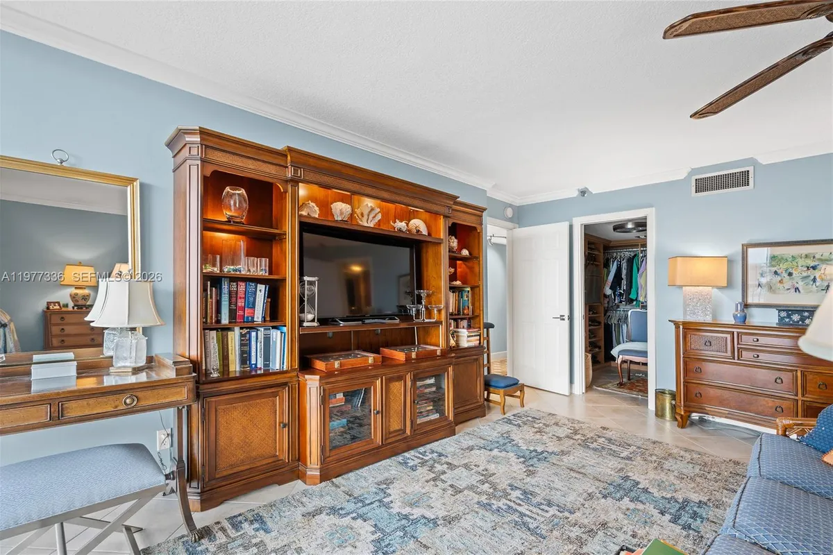 19670 Beach Rd, Tequesta FL 33469