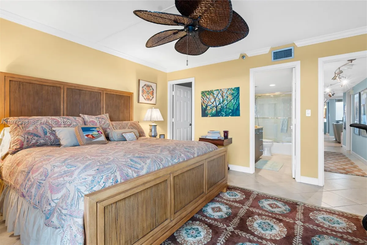 19670 Beach Rd, Tequesta FL 33469