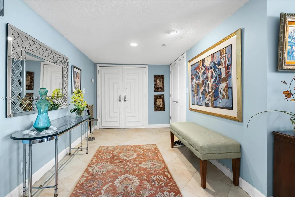 19670 Beach Rd, Tequesta FL 33469