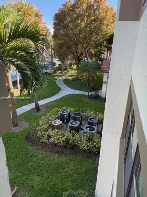 550 S Park Rd # 8, Hollywood FL 33021