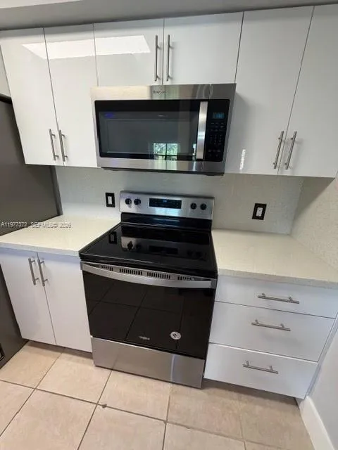 550 S Park Rd # 8, Hollywood FL 33021