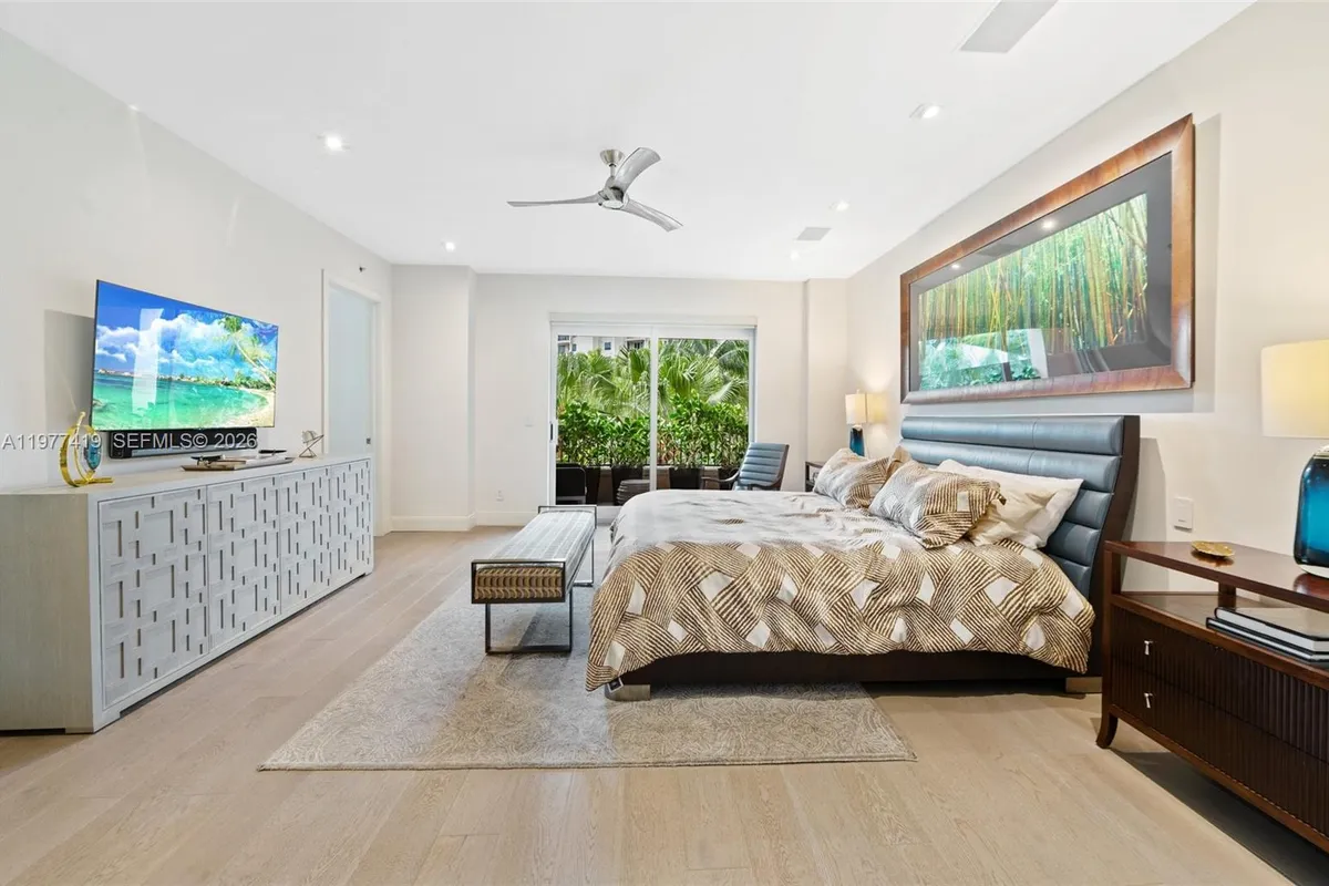 13633 Deering Bay Dr # 225, Coral Gables FL 33158