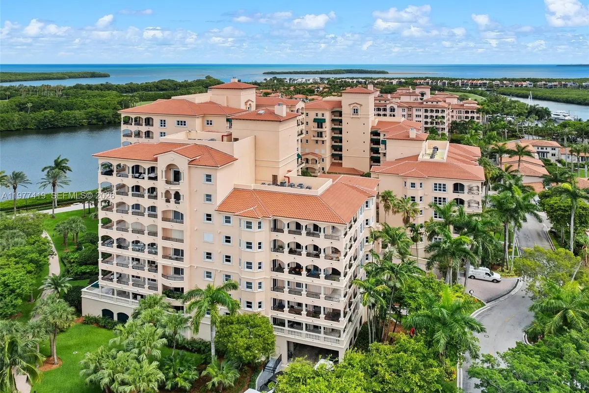 13633 Deering Bay Dr # 225, Coral Gables FL 33158