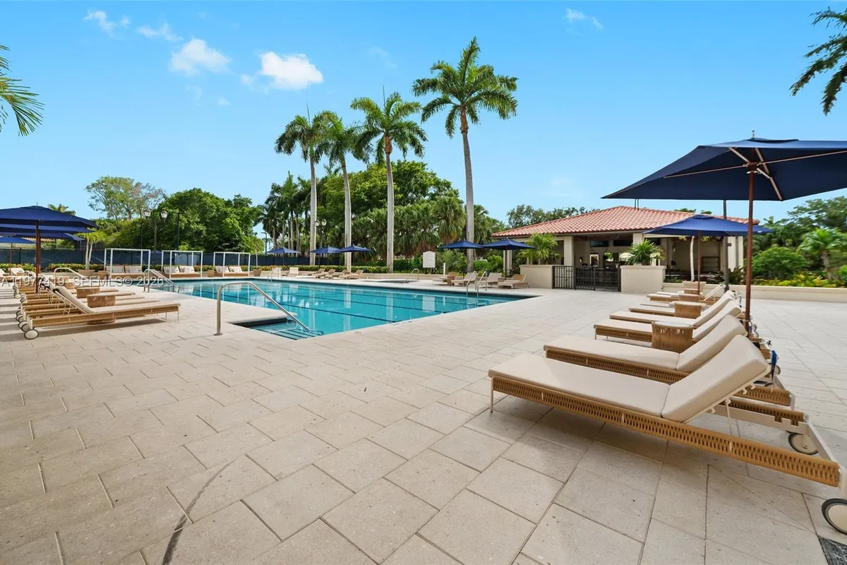 13633 Deering Bay Dr # 225, Coral Gables FL 33158