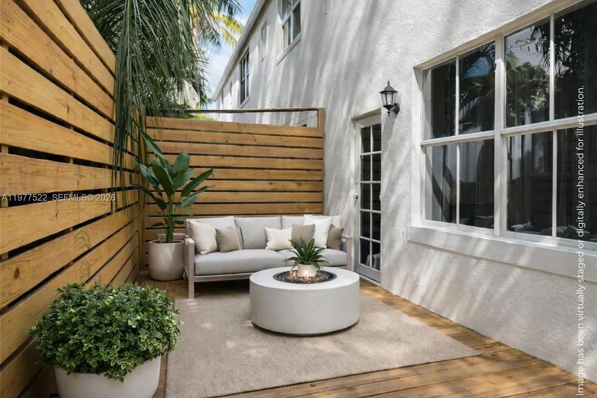 2976 Bird Ave # 18, Miami FL 33133