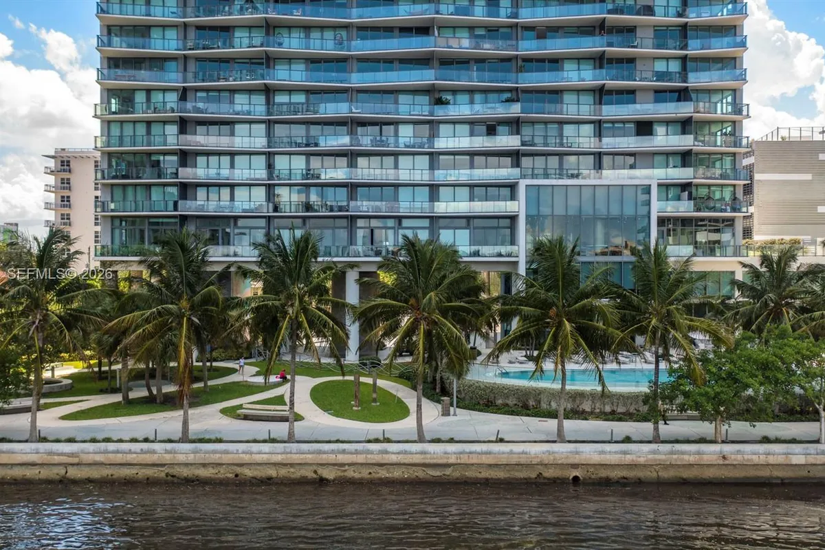 460 NE 28th St # 1901, Miami FL 33137