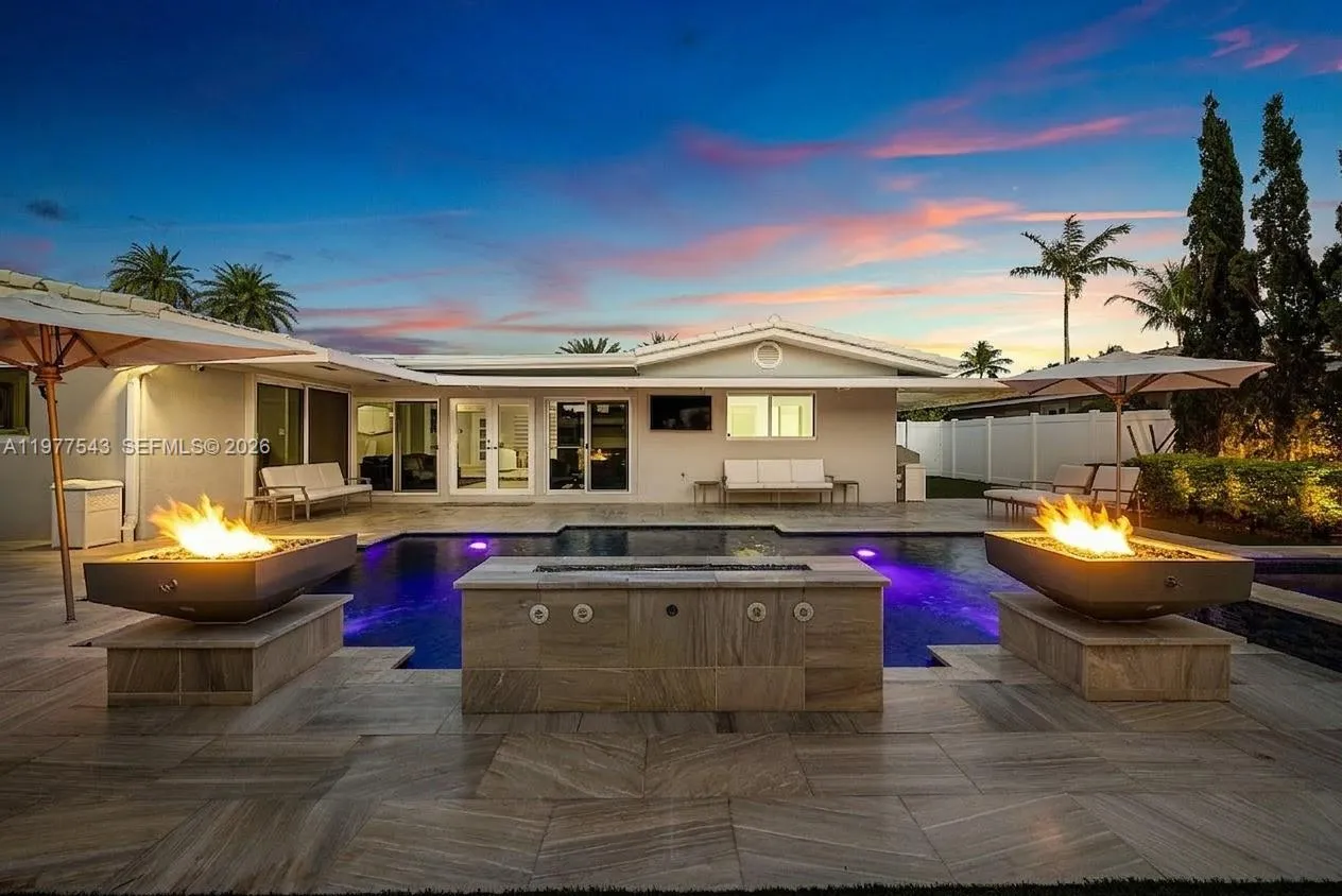 3465 NE 31st Ave, Lighthouse Point FL 33064