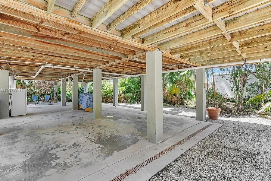 103 Stirrup Key Woods Rd, Marathon FL 33050