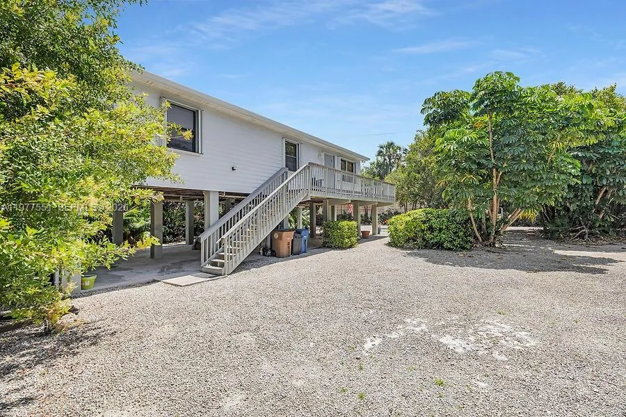 103 Stirrup Key Woods Rd, Marathon FL 33050