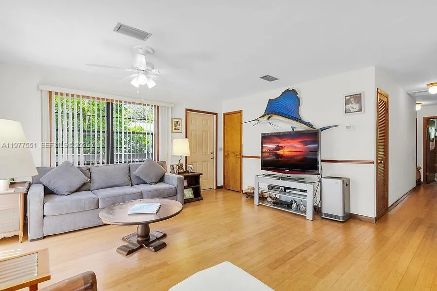 103 Stirrup Key Woods Rd, Marathon FL 33050