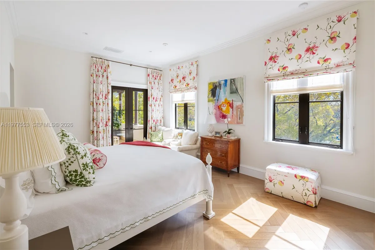 743 Almeria Ave, Coral Gables FL 33134