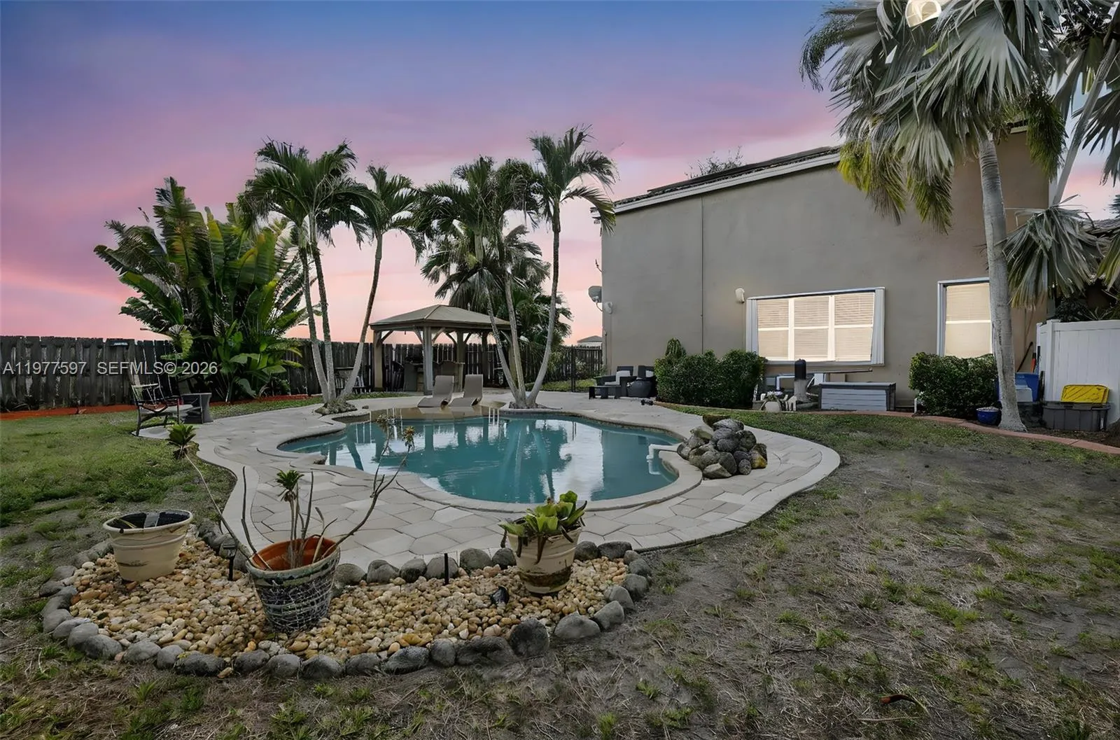 10614 SW 17th Pl, Davie FL 33324