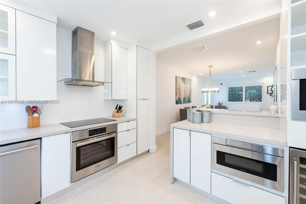 829 Malaga Ave, Coral Gables FL 33134