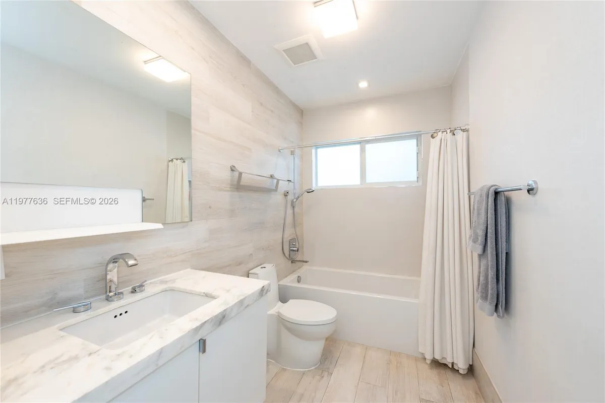 829 Malaga Ave, Coral Gables FL 33134