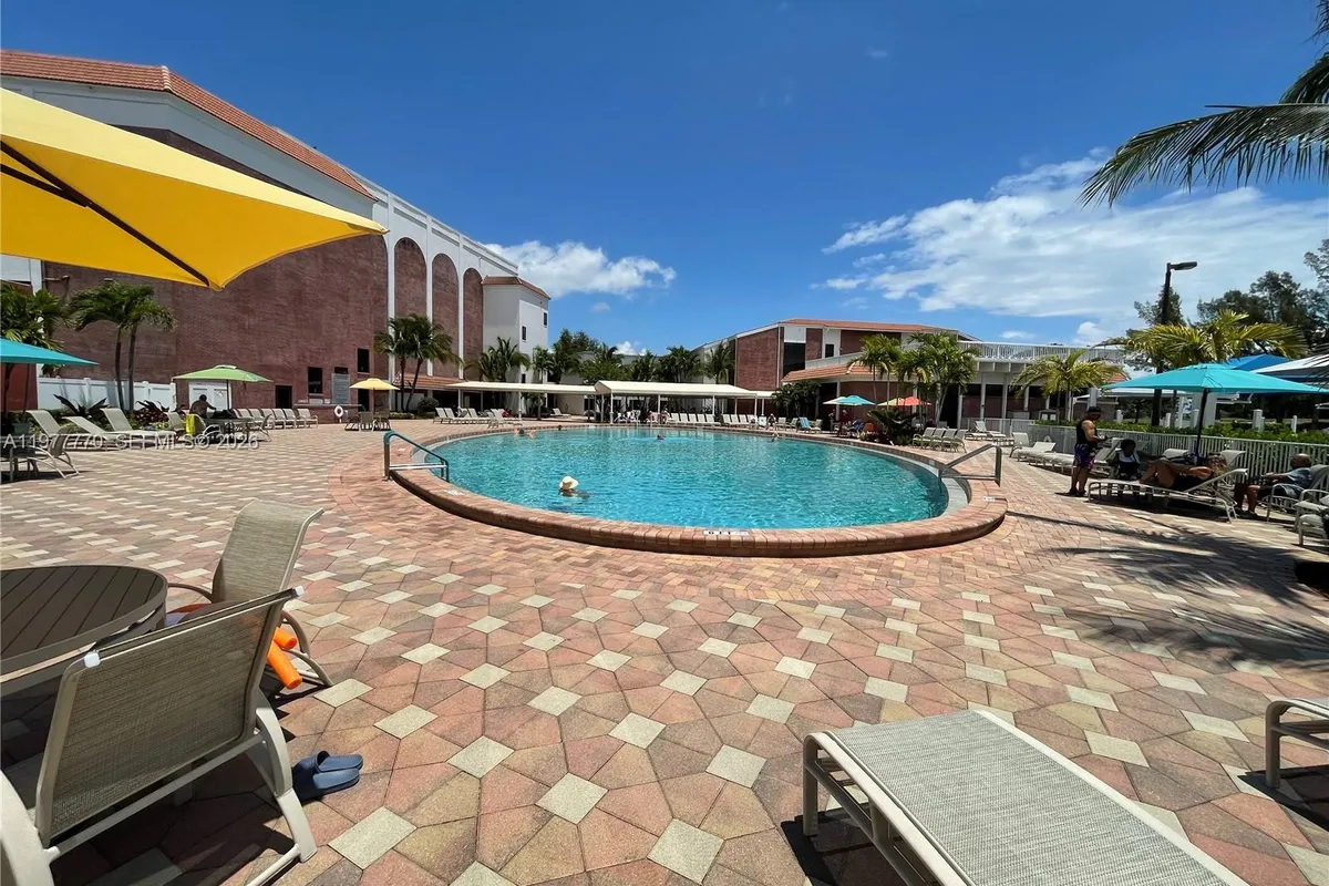 145 Newport J # 145, Deerfield Beach FL 33442